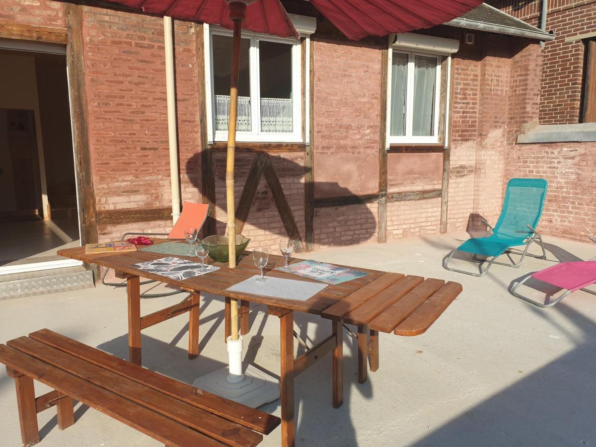 Notre Nid - Grande Terrasse Privee En Bord De Mer, Au Coeur Du Quartier Historique Du Treport ! Wifi Le Tréport Kültér fotó