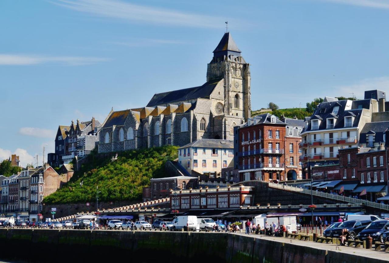 Notre Nid - Grande Terrasse Privee En Bord De Mer, Au Coeur Du Quartier Historique Du Treport ! Wifi Le Tréport Kültér fotó